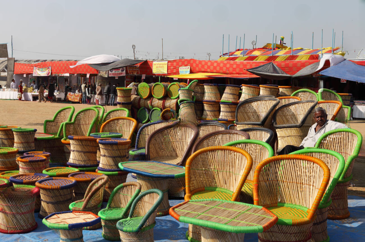 tinywow_craft-products-sale-at-street-market-gurgaon-haryana-india-WA6DD4_80430861